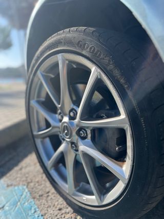 Descapotable Mazda MX-5 2011 en perfecto estado