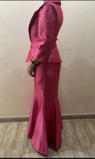 Traje de fiesta seda rosa