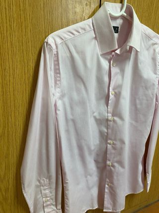 Camisa rosa pálido de rayas