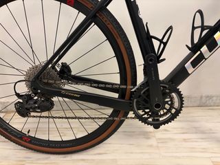 Bicicleta Gravel carbono t 1000 Talla L