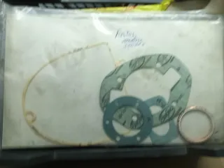 Juntas montesa enduro 360 h6,restos de bolsa