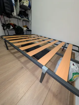 Cama y somier 190x135 cm