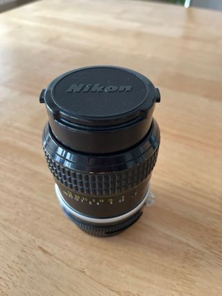Objetivo Nikon Nikkor 105mm f/2.5
