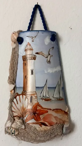 Tegola decorativa conchiglie e faro