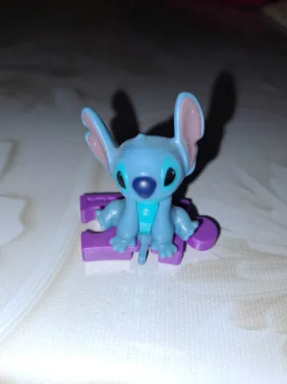 Figura Stitch Kinder Colección