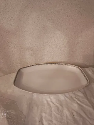 Juego de fuente, bandeja y 3 platos