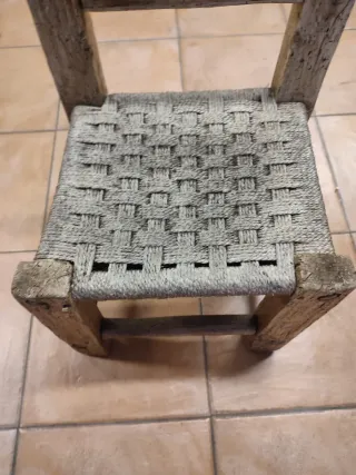 SILLA ARTESANA TEJIDA "Silla de carnicera"