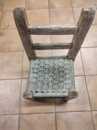 SILLA ARTESANA TEJIDA "Silla de carnicera"