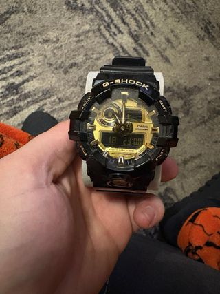 Reloj Casio G-Shock Negro y Dorado