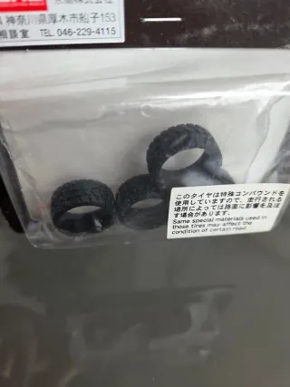 3 PAQUETES RC CUBIERTAS KYOSHO MINI Z NUEVAS