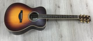 YAMAHA TRANSACOUSTIC LS-TA