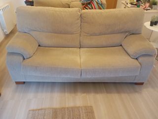 Pareja sofás 2 y 3 plazas beige