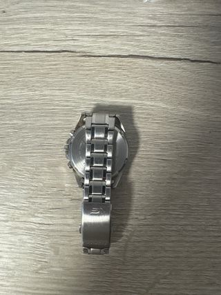 Reloj Casio Edifice Plata y Blanco