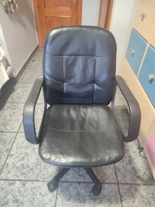 Silla de escritorio negra
