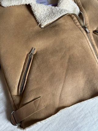 Chaqueta Bershka efecto ante forrada