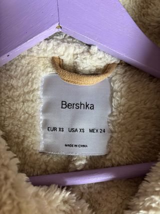 Chaqueta Bershka efecto ante forrada