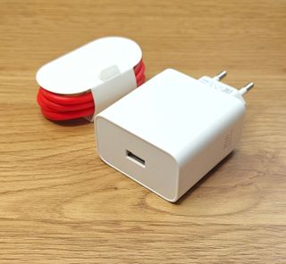 Cargador OnePlus OPPO compartible 80W Super VOOC