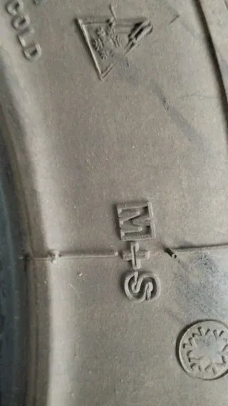 NEUMATICOS/RUEDAS Suzuki 4x4 195/80 R15