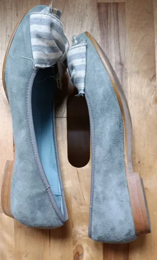 Bailarinas grises con lazo