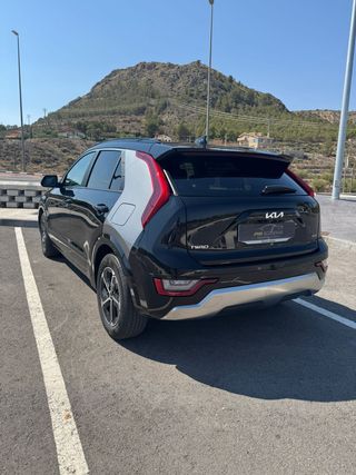 Kia Niro 1.6 GDi PHEV 135kW (183CV) Drive