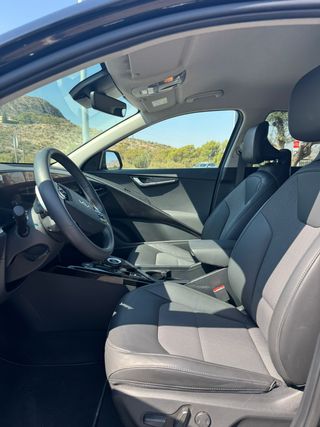 Kia Niro 1.6 GDi PHEV 135kW (183CV) Drive
