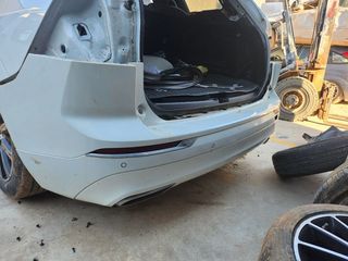 VOLVO XC60 Inscription AWD PARAGOLPES TRASERO