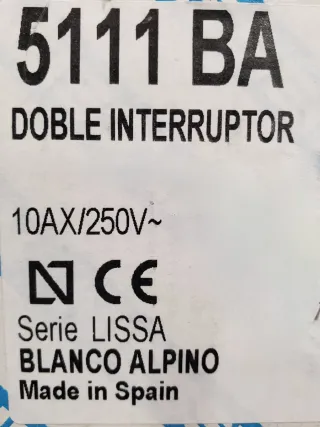 DOBLE INTERRUPTOR NIESSEN LISSA 5111 BA