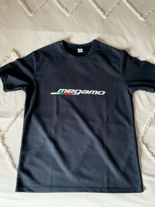 Camiseta Megamo nueva