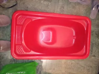 Bañera cambiador bebé roja