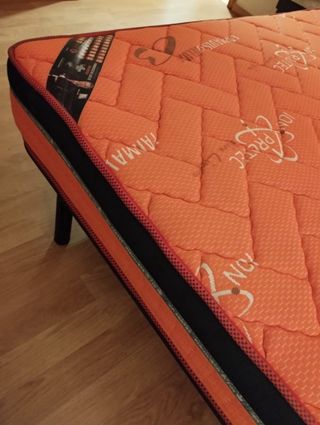 Somier metálico con láminas de madera