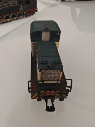 Tren antiguo de juguete