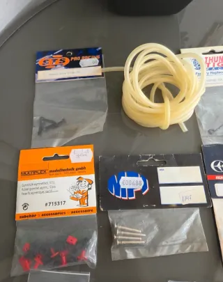 LOTE RC REPUESTOS VARIADOS NUEVOS