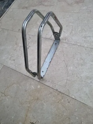 Soporte para bicicleta a pared