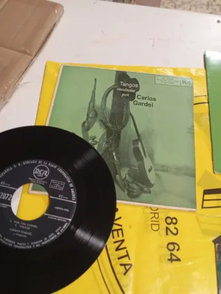 Lote 3 singles Carlos Gardel 1958