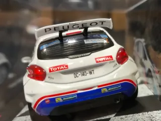 Maqueta Coche Rally Peugeot 208 T16