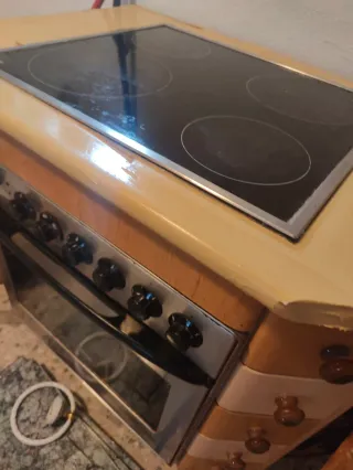 Vitrocerámica y horno