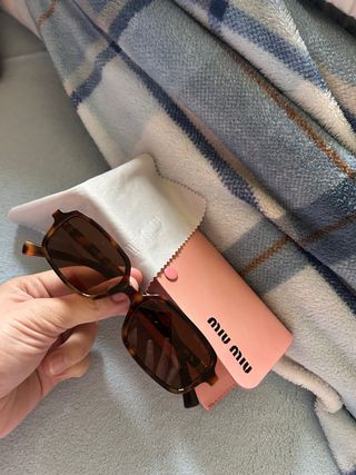 Óculos de Sol Miu Miu Castanhos