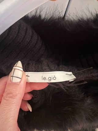 Giacca con cappuccio e pelo ecologico