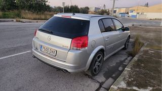 Opel Signum 2006