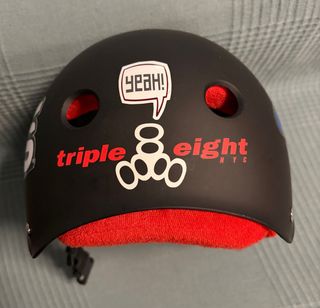 Casco TRIPLE 8 Negro