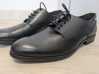 Zapatos de vestir Pikolinos negros