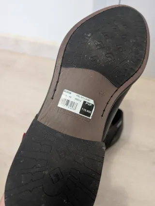 Zapatos de vestir Pikolinos negros