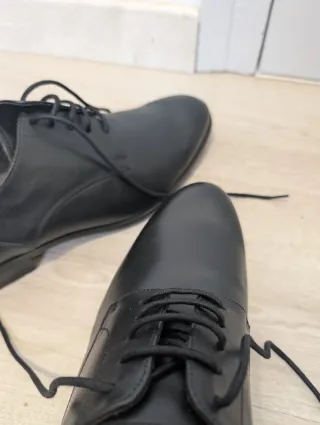 Zapatos de vestir Pikolinos negros