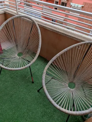Sillas de exterior una 20€ dos 35€