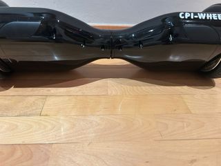 Hoverboard CPI-WHEEL casi nuevo con funda