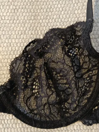 Conjunto de 2 Sutiãs Pretos Rendados