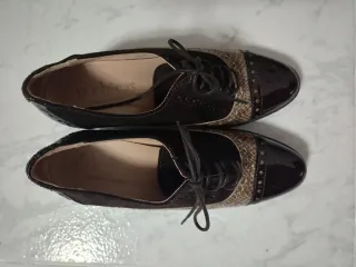 Zapatos de señora negros y marrones
