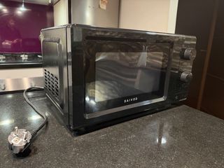 Microondas SAIVOD negro