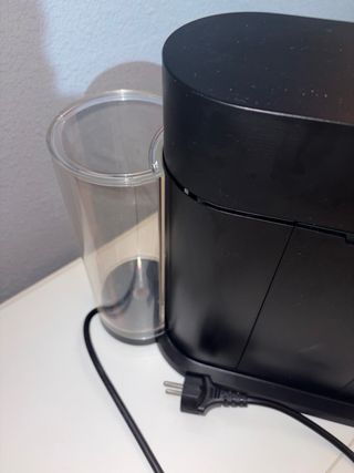 Cafetera Nespresso Vertuo Next D Matt Black