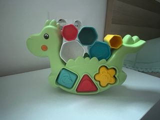 Juguete dinosaurio encajable